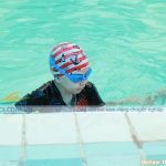 Những lợi ích tuyệt vời khi cho trẻ đi bơi