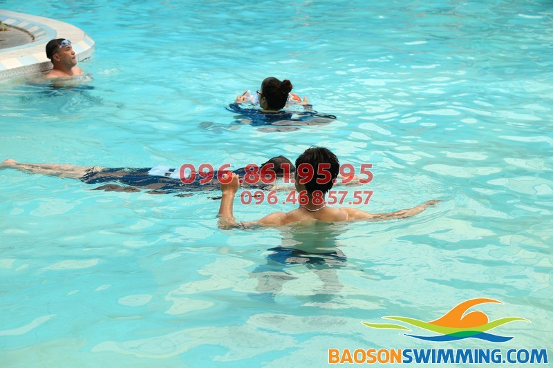 Nhận dạy học bơi kèm riêng tại Hà Nội uy tín, chất lượng, giá rẻ