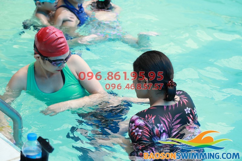 Dạy học bơi bể Bảo Sơn đào tạo nhanh, chi phí rẻ, hiệu quả cao