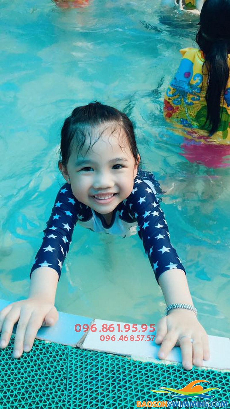 Dạy học bơi Hà Nội - Địa chỉ dạy học bơi kèm riêng uy tín