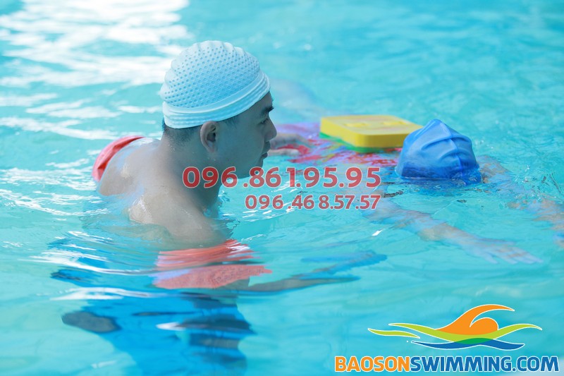 Dạy học bơi hè 2017 bể Bảo Sơn có chất lượng không?!