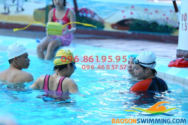 Bể bơi Bảo Sơn, số 50 Nguyễn Chí Thanh, Hà Nội