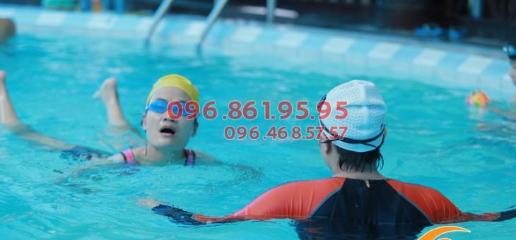 Dạy bơi cấp tốc hè 2018 tại bể Bảo Sơn giá siêu rẻ