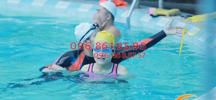 Lớp học bơi dành cho người lớn bể Bảo Sơn có HLV nữ kèm riêng 2019