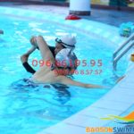 Các lớp học bơi kèm riêng ở bể bơi khách sạn Bảo Sơn 2020