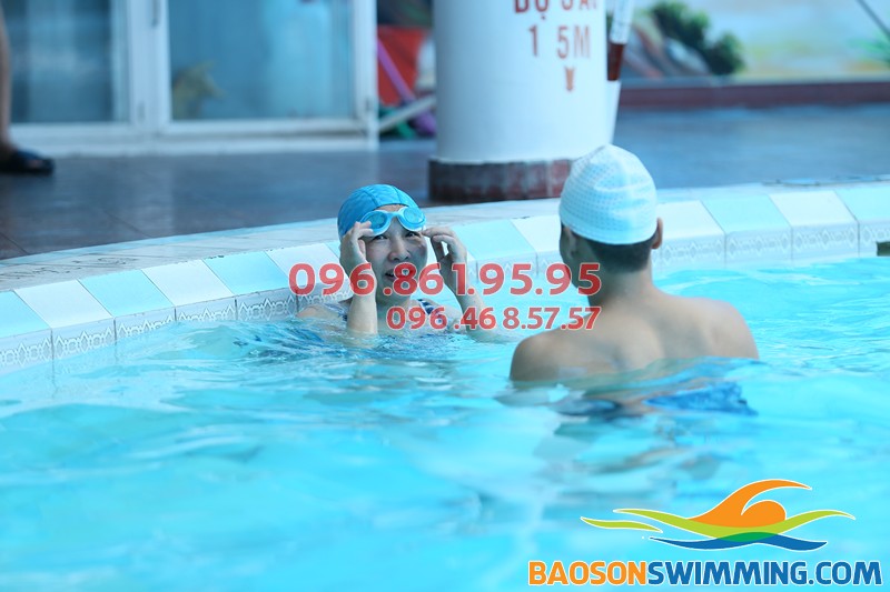 3 khóa học bơi cho người lớn tốt nhất ở bể bơi khách sạn Bảo Sơn 2018