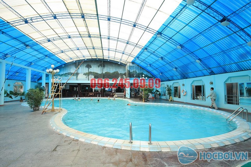 Bể bơi Khách sạn Bảo Sơn