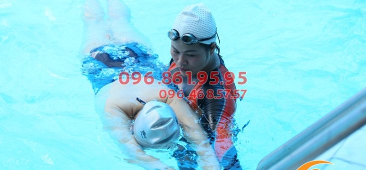 Các lớp học bơi cho người lớn ở bể bơi Bảo Sơn 2018