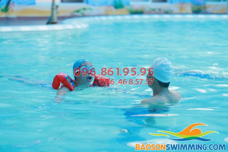 Học bơi người lớn kèm riêng mang đến nhiều lợi ích cho học viên